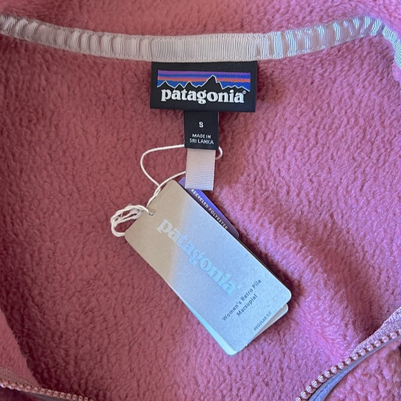 NWT Patagonia W's Retro Pile Marsupial. Never worn. - Picture 3 of 5